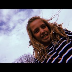 Meet your Posher, Olivia